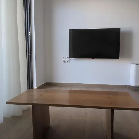 2br Next To Lagoon Appartement