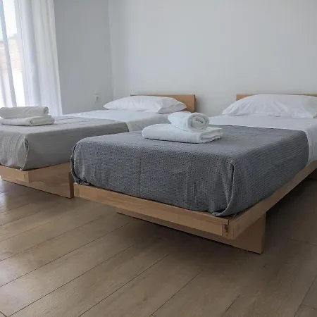 2br Next To Lagoon Apartmán