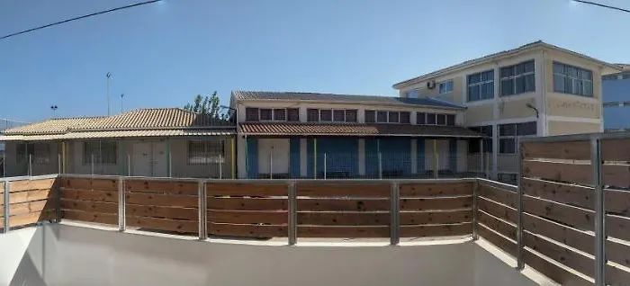 2br Next To Lagoon *